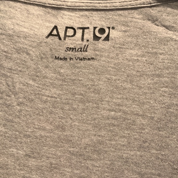 Apt 9 small gray tunic top - Picture 2 of 2